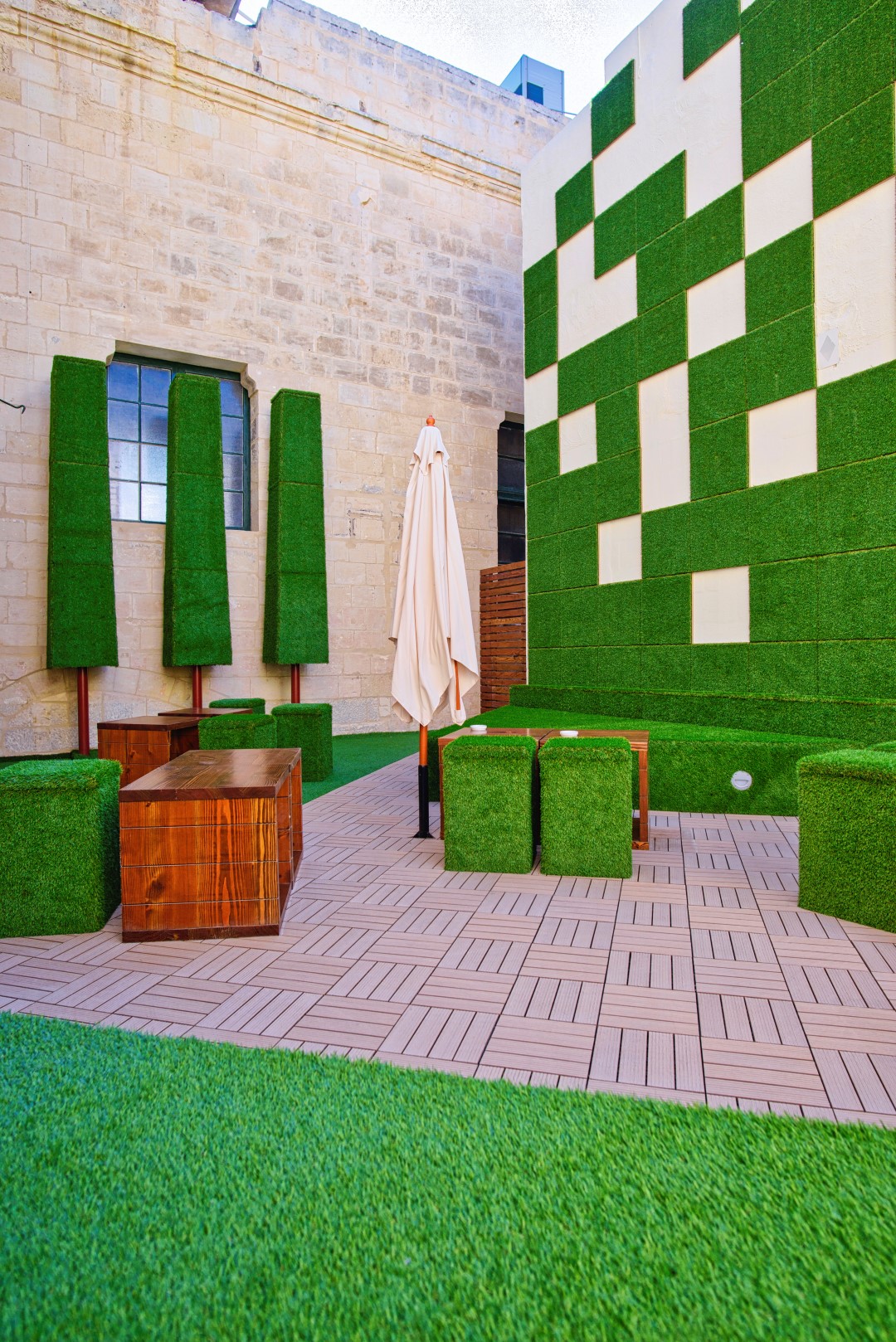 The Grand Master Palace Court Yard Brands International Ltd Official site