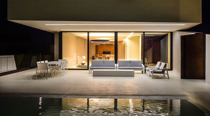 Madliena Villa, outdoor furniture